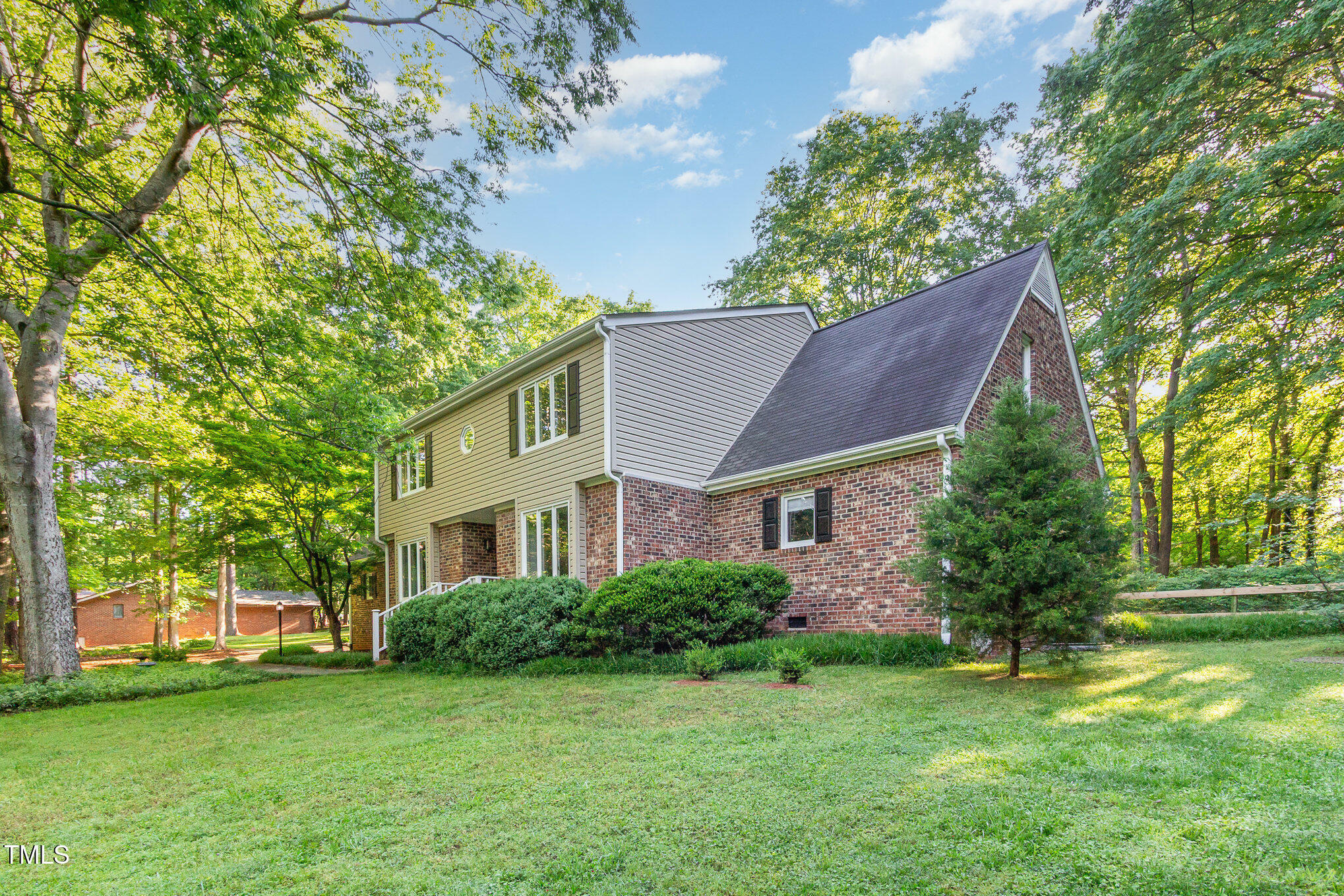 Property Photo: 11712 Black Horse Run NC 27613