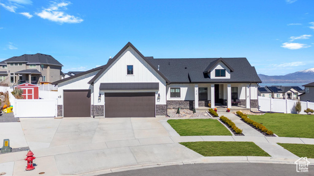 Property Photo: 3727 S Larkspur Cir UT 84045