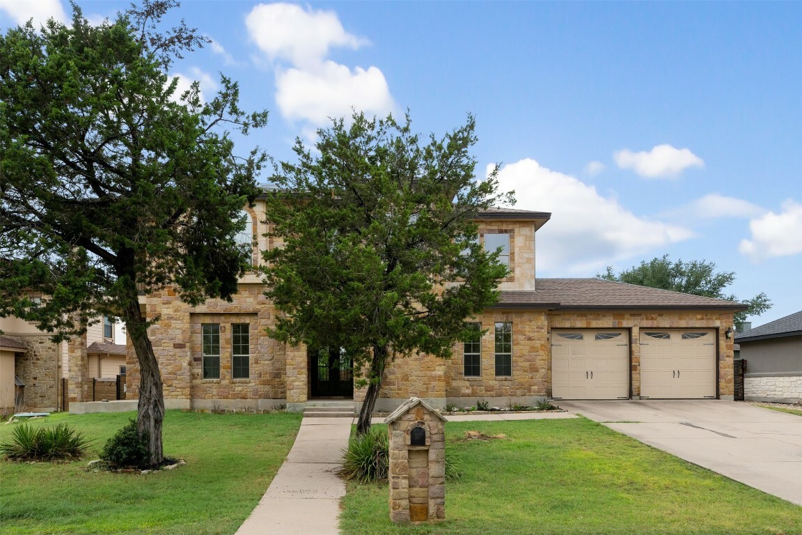 Property Photo:  506 Lakeland Circle  TX 78645 