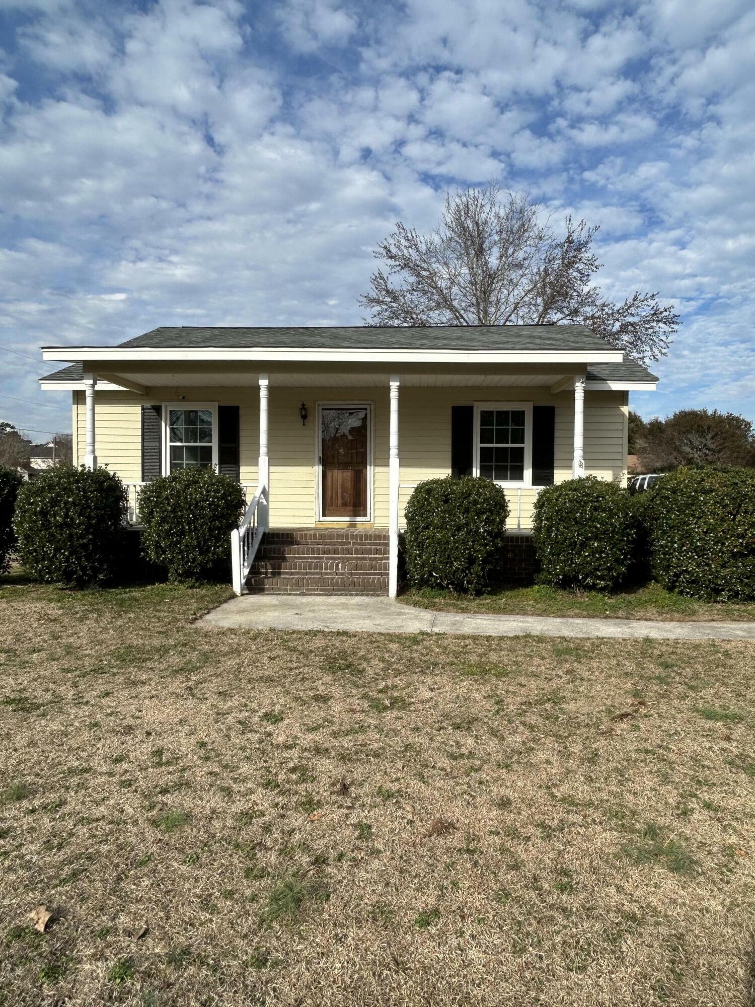 Property Photo:  206 Dora Drive  SC 29477 