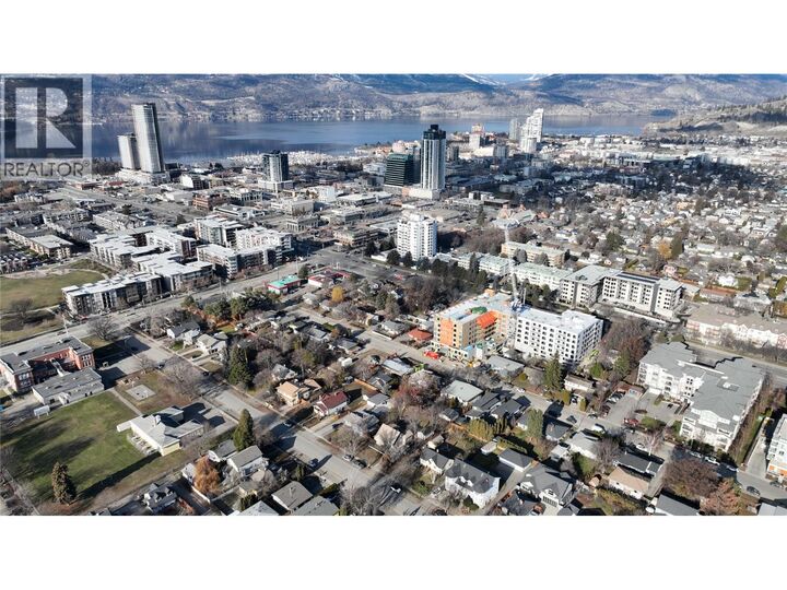 Property Photo:  828 Dehart Avenue  BC V1Y 6A2 