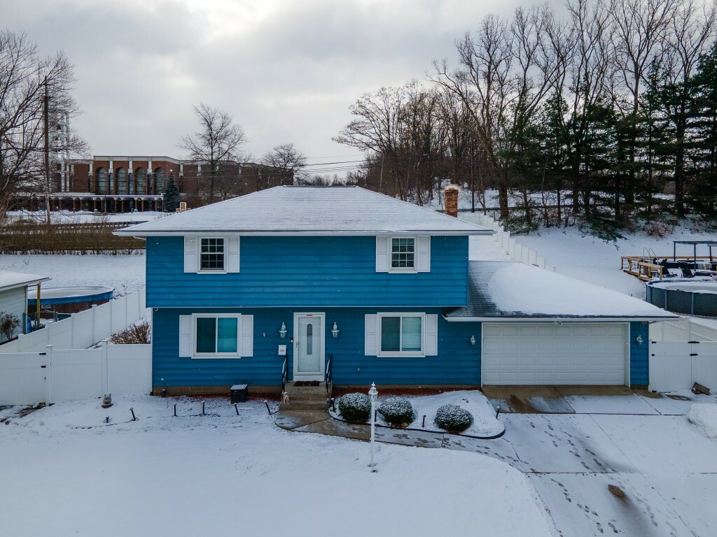 Property Photo:  2423 W 37th Street  PA 16506 