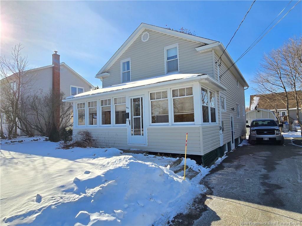 Property Photo:  880 O'Neil Avenue  NB E2A 2L3 