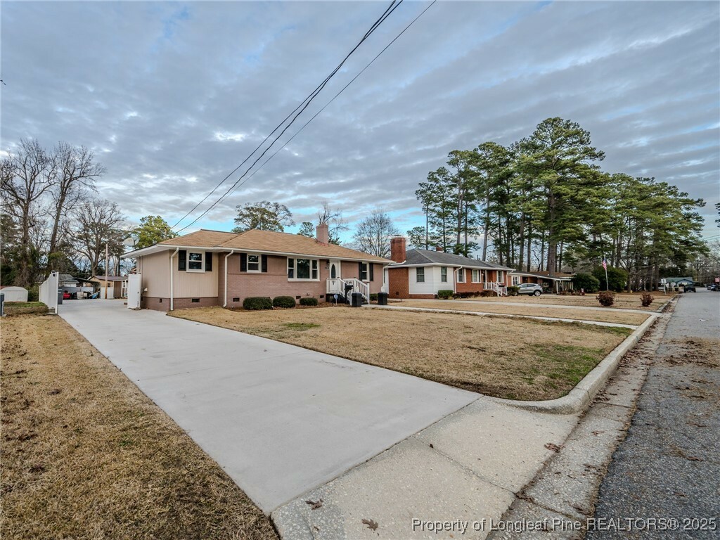 Property Photo:  1305 Patton Street  NC 28358 