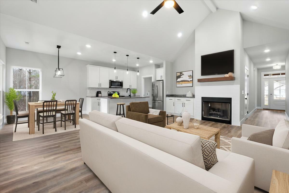 Property Photo: 714 Forrest Avenue AL 35768