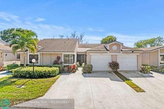 Property Photo:  8322 Springlake Dr 8322  FL 33496 