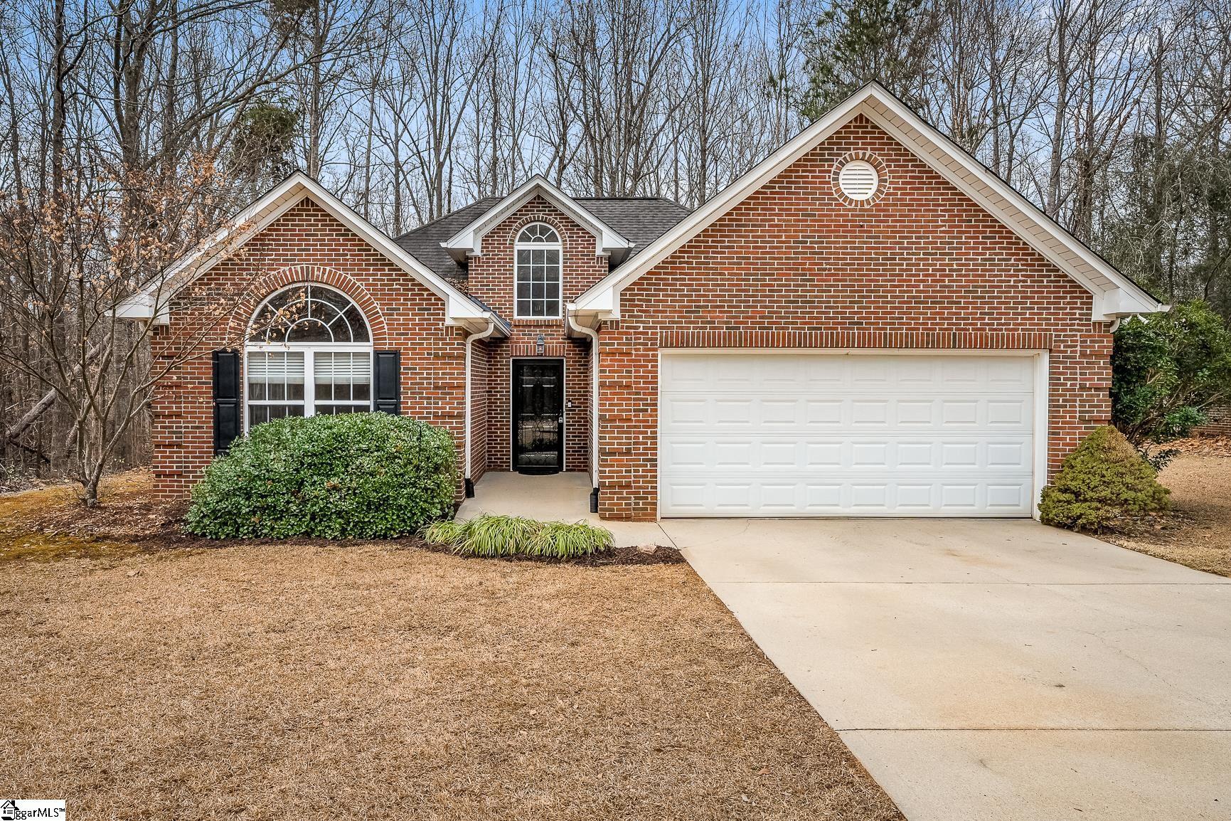 Property Photo:  420 N Sweetwater Hills Drive  SC 29369 