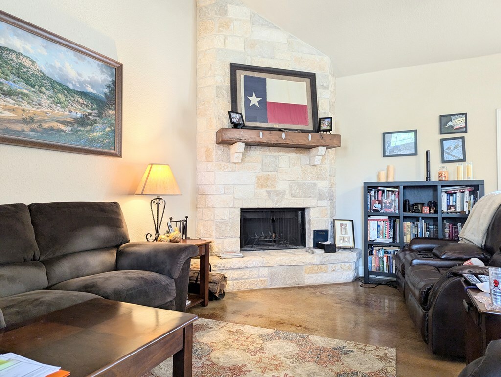 Property Photo:  2025 Crown View Dr  TX 78028 