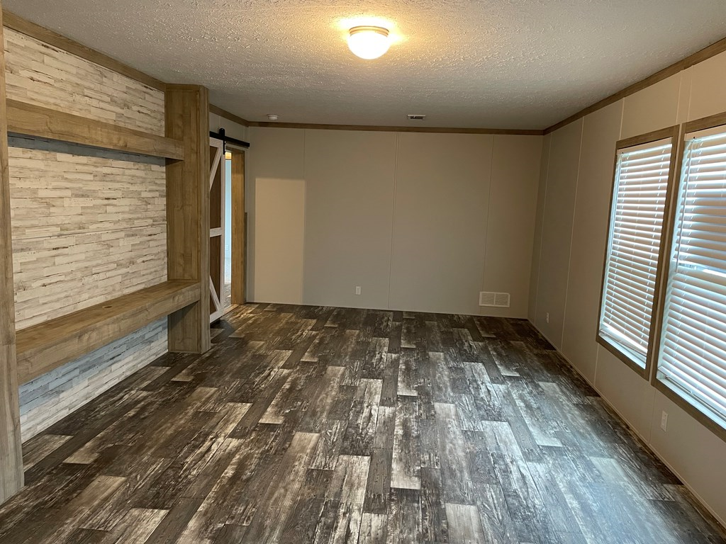 Property Photo: 227 Grace Street TX 75901