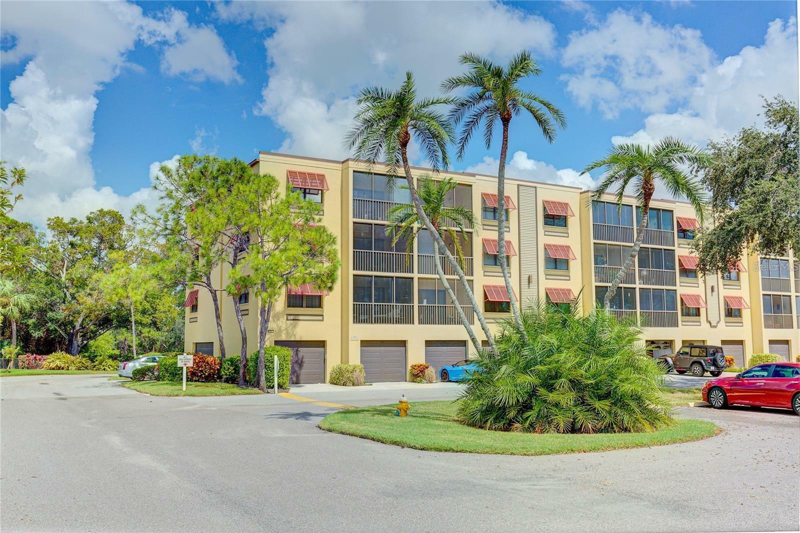 Property Photo: 5849 Park Street N 201 FL 33709
