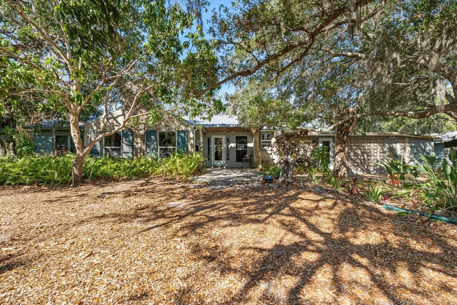 Property Photo: 7536 Midnight Pass Road FL 34242