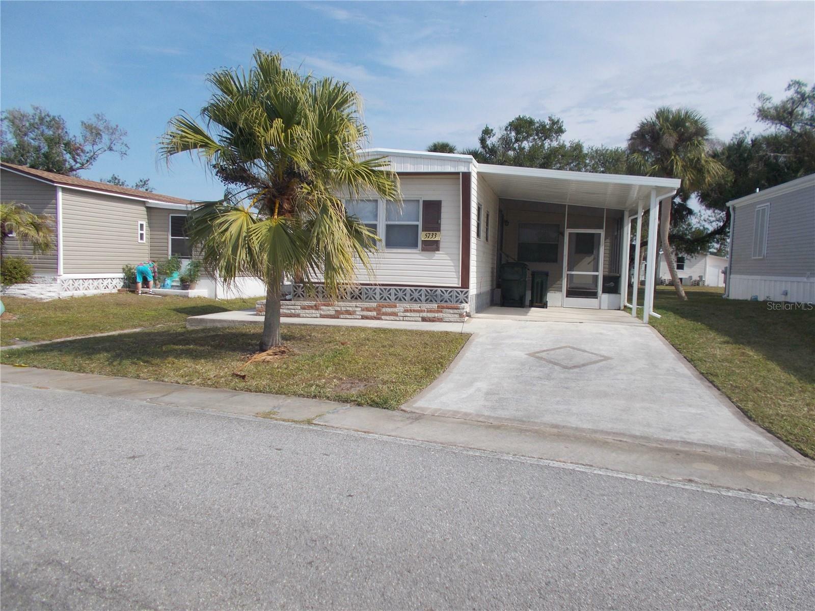 5733 Holiday Park Boulevard  North Port FL 34287 photo