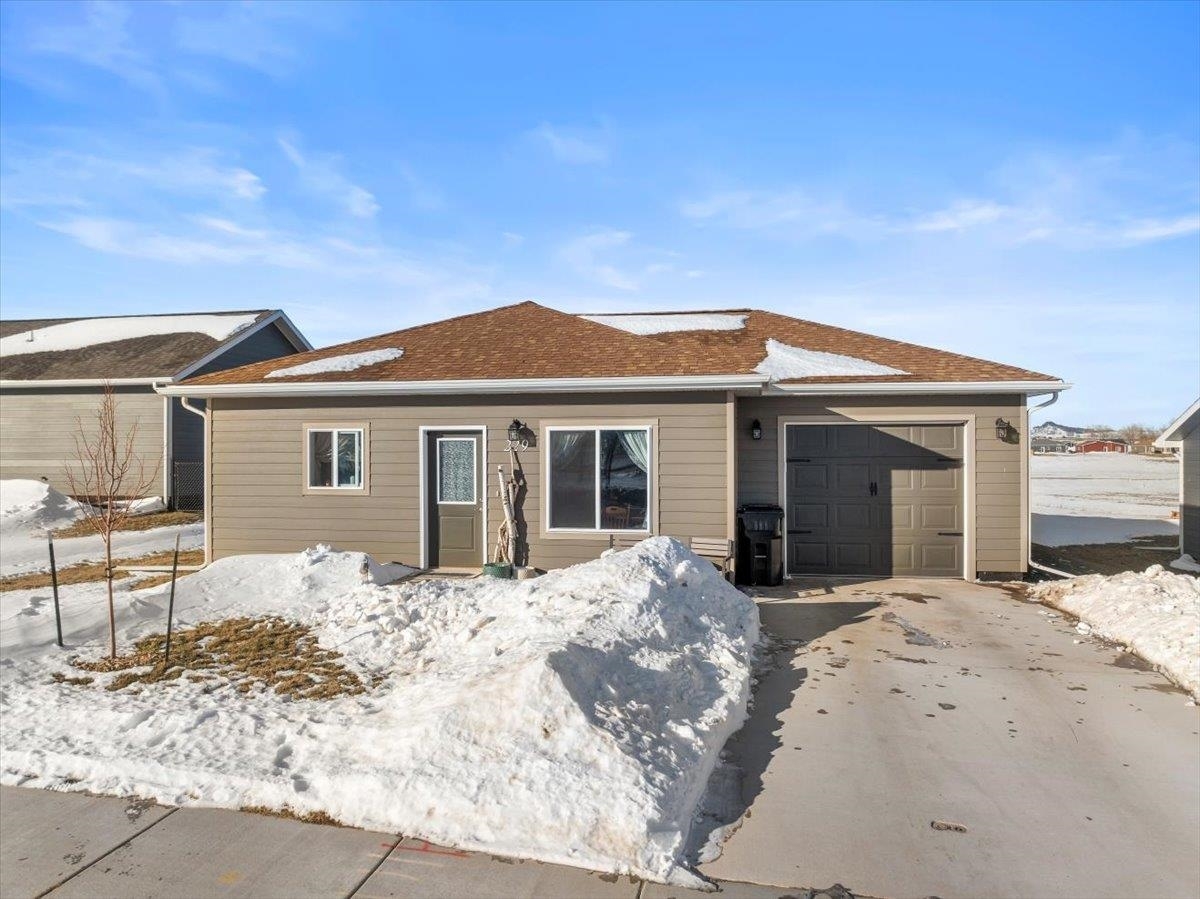 Property Photo:  229 Sky Ridge Avenue  SD 57783 