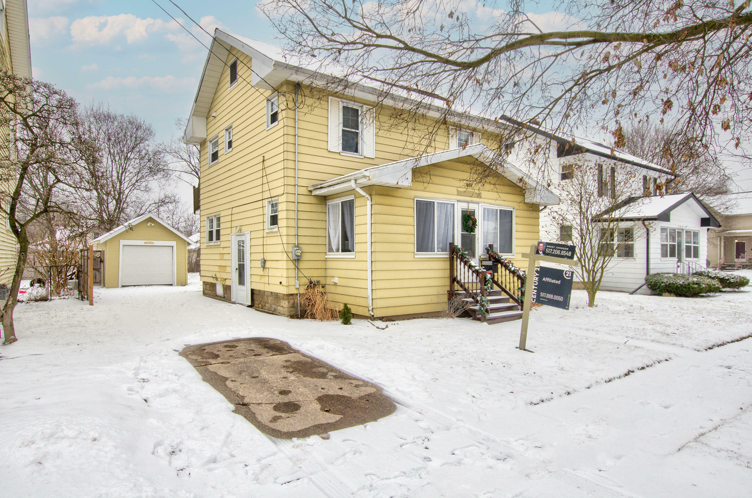 Property Photo:  607 S West Avenue  MI 49203 