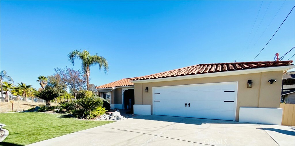 Property Photo:  22761 Granite Dome Place  CA 92587 