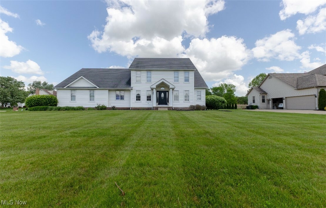 Property Photo: 5420 Cloisters Drive OH 44406