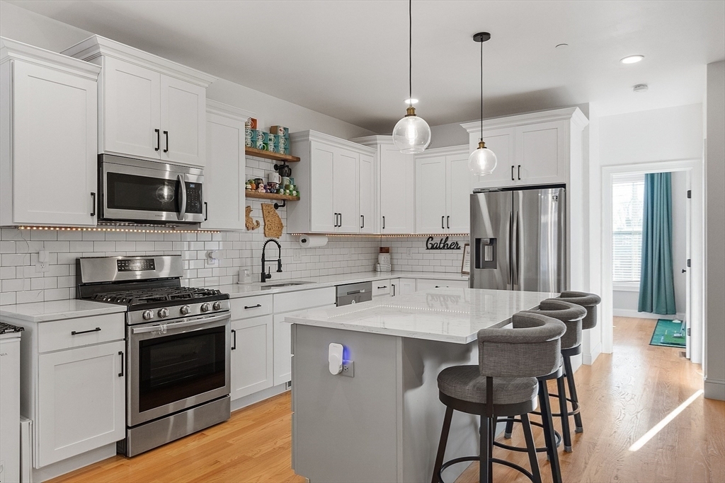 Property Photo: 48 Central Ave 5 MA 01432