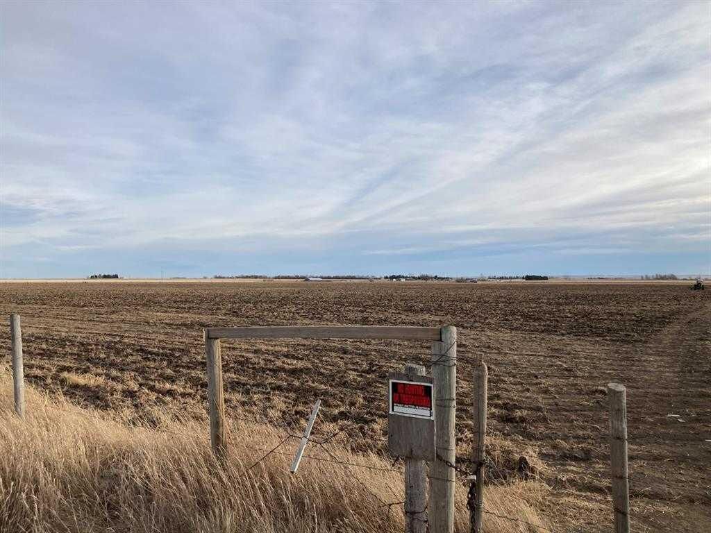 Property Photo: NE-33-6-20-4 Warner County AB T0K 2S0