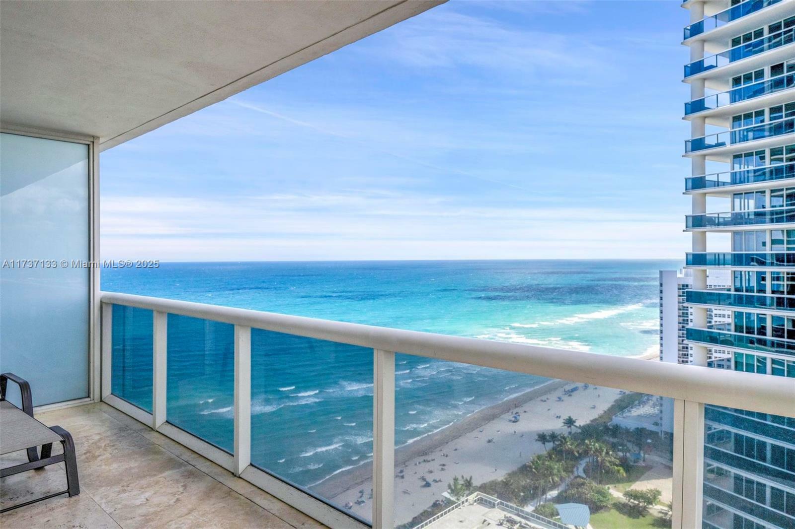 Property Photo:  1830 S Ocean Dr 2606  FL 33009 