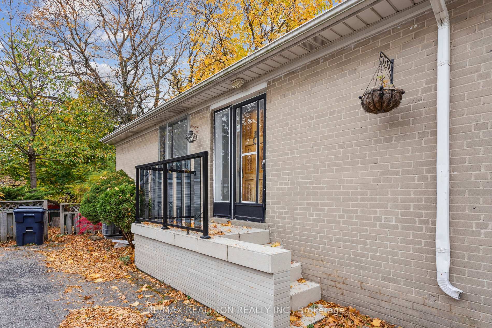 Property Photo:  139 Pandora Circ  ON M1H 1V8 