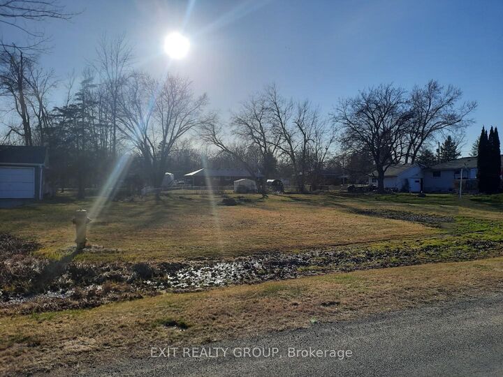 18 Alice Avenue — photo 1