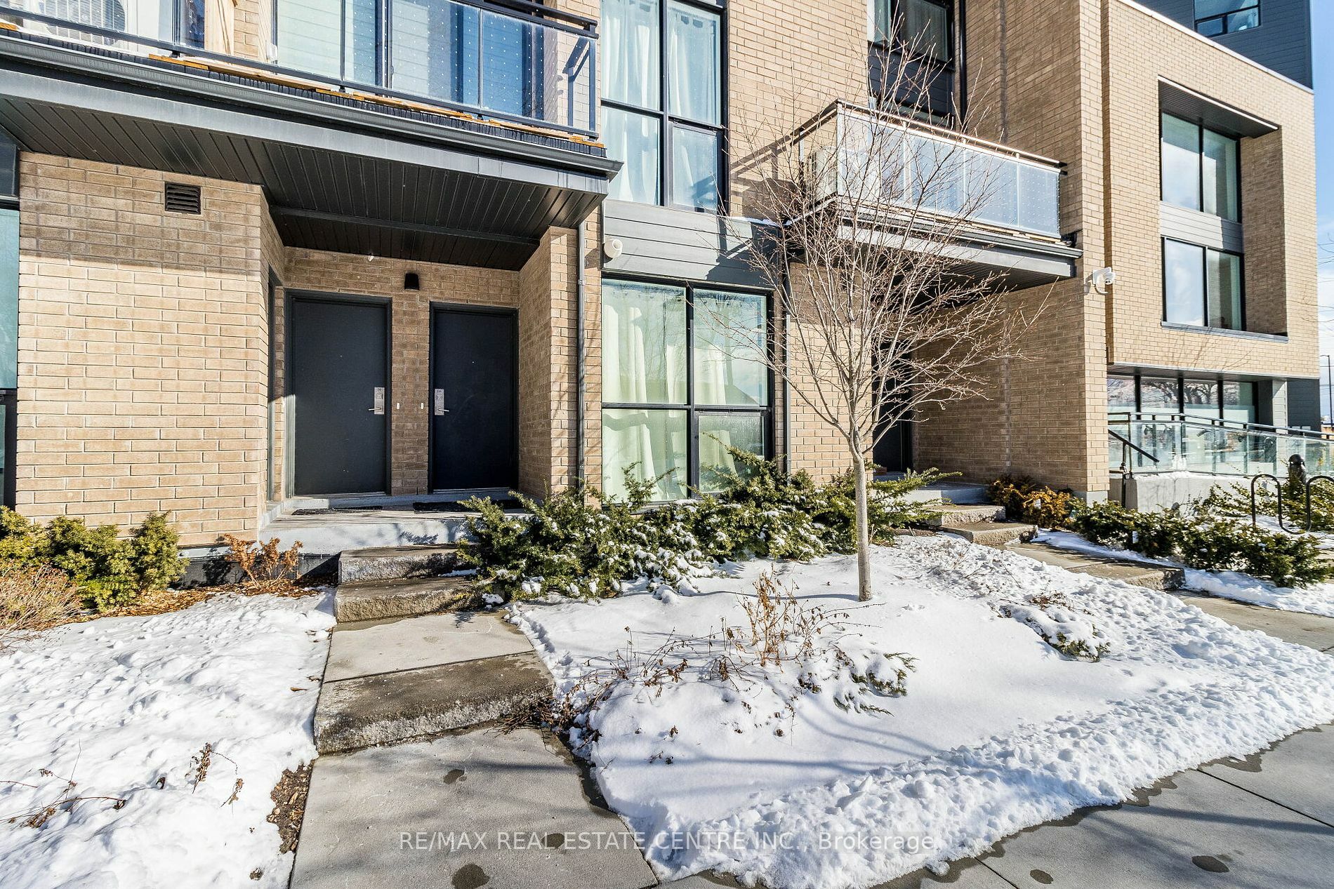 5 Falaise Rd A  Toronto ON M1E 0C5 photo