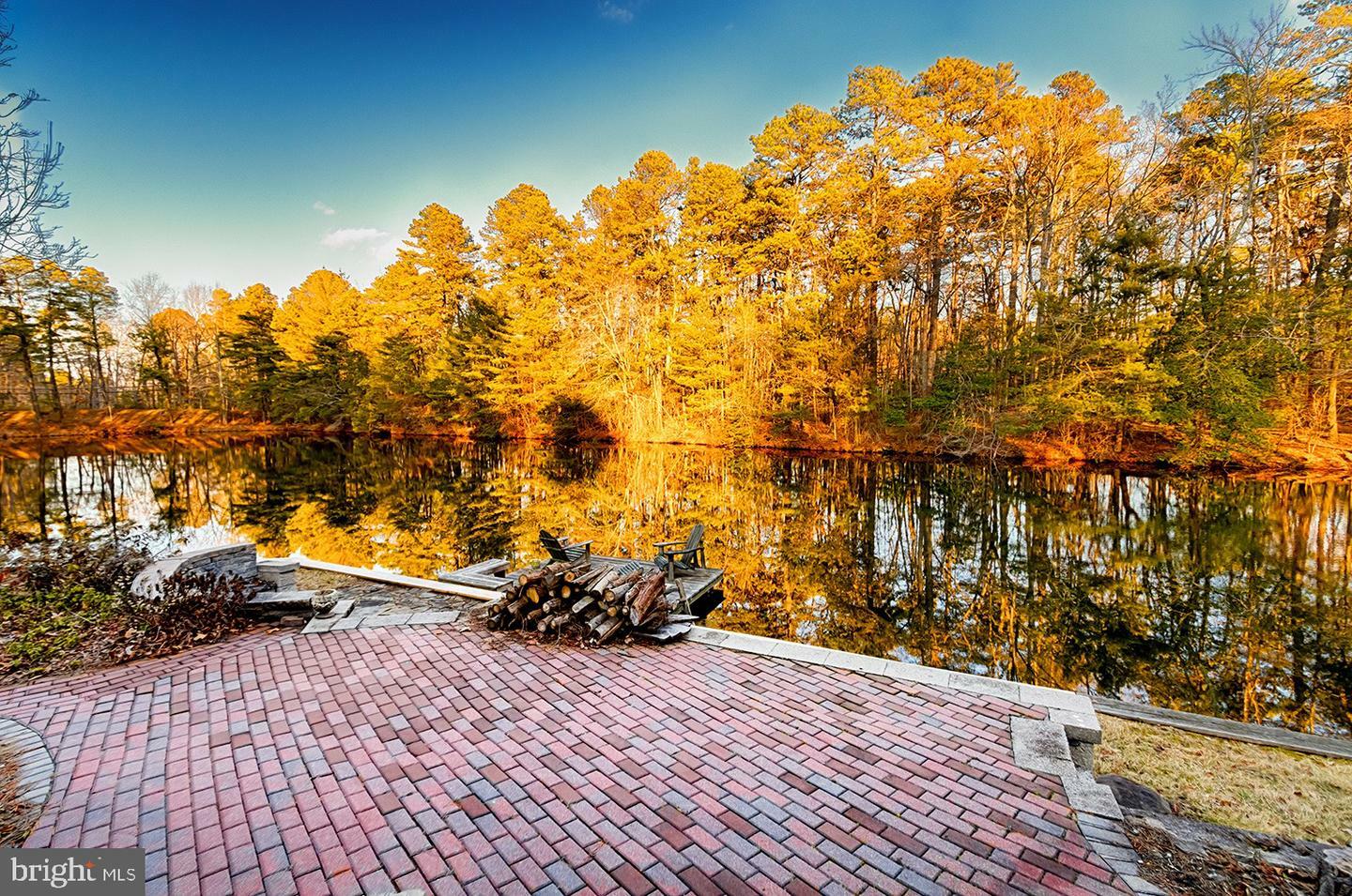 Property Photo: 7 Heron Court NJ 08055