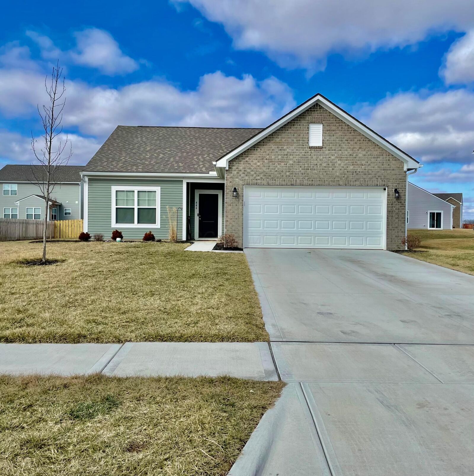 Property Photo: 446 Quincy Circle OH 43140