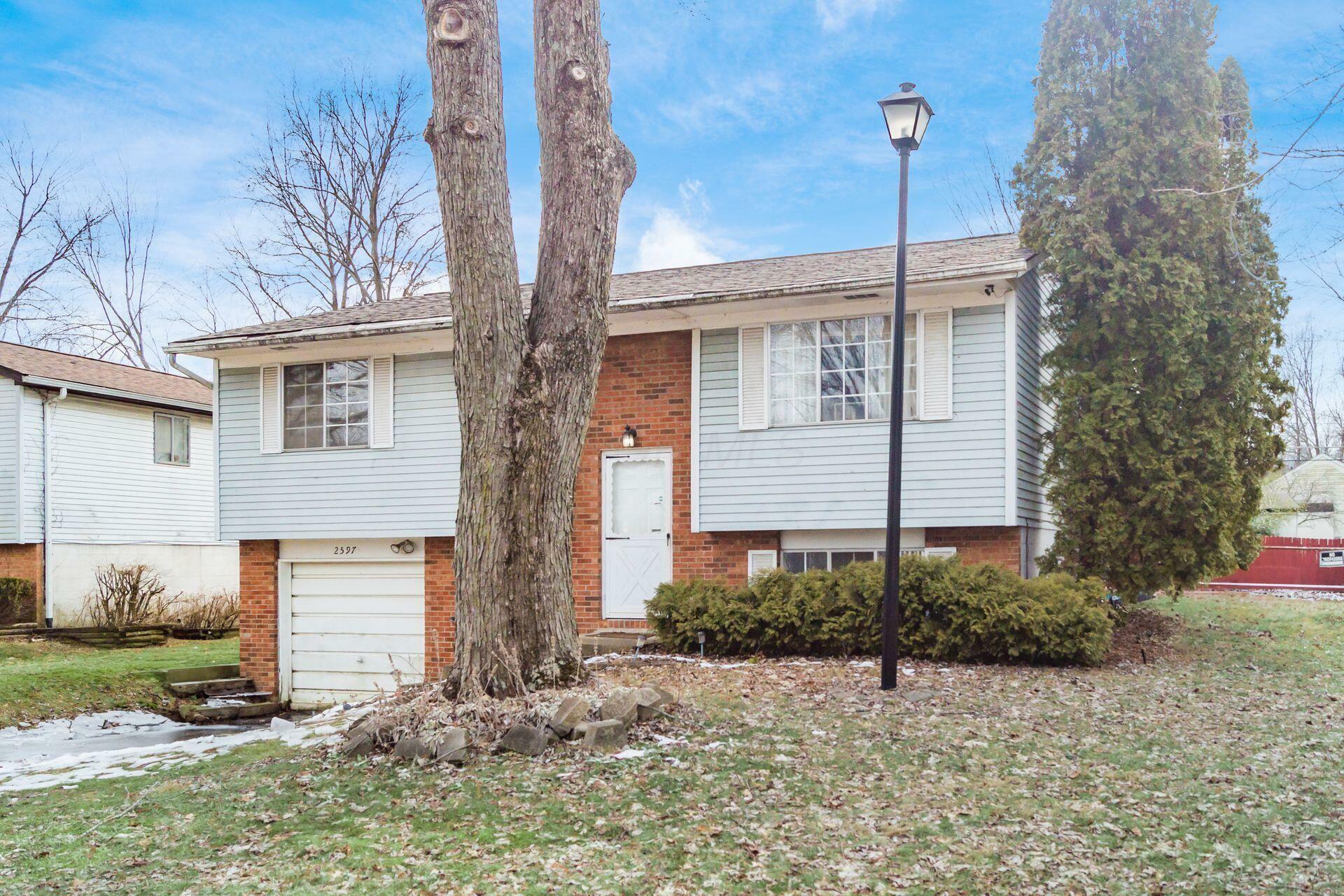 Property Photo:  2597 Bretton Woods Drive  OH 43231 