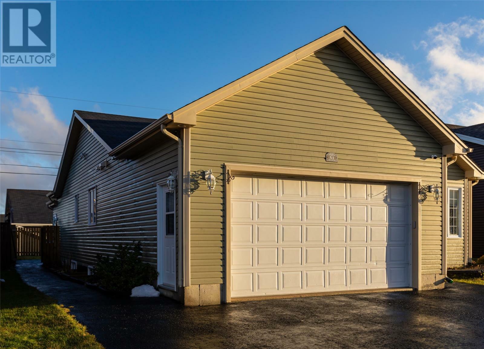 Property Photo:  51 Teakwood Drive  NL A1H 1A8 