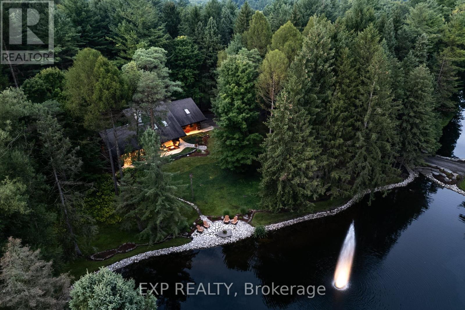 Photo de la propriété:  10608 Longwoods Road  ON N0L 1E0 