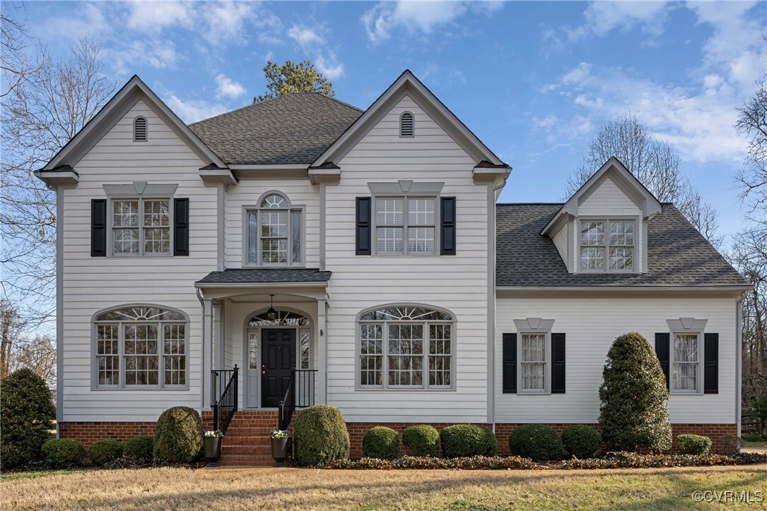 Property Photo: 5620 Saint James Court VA 23225