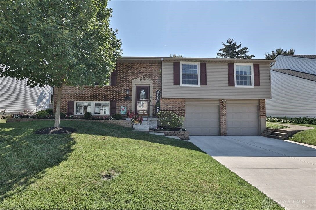 Property Photo:  6354 Copper Pheasant Drive  OH 45424 