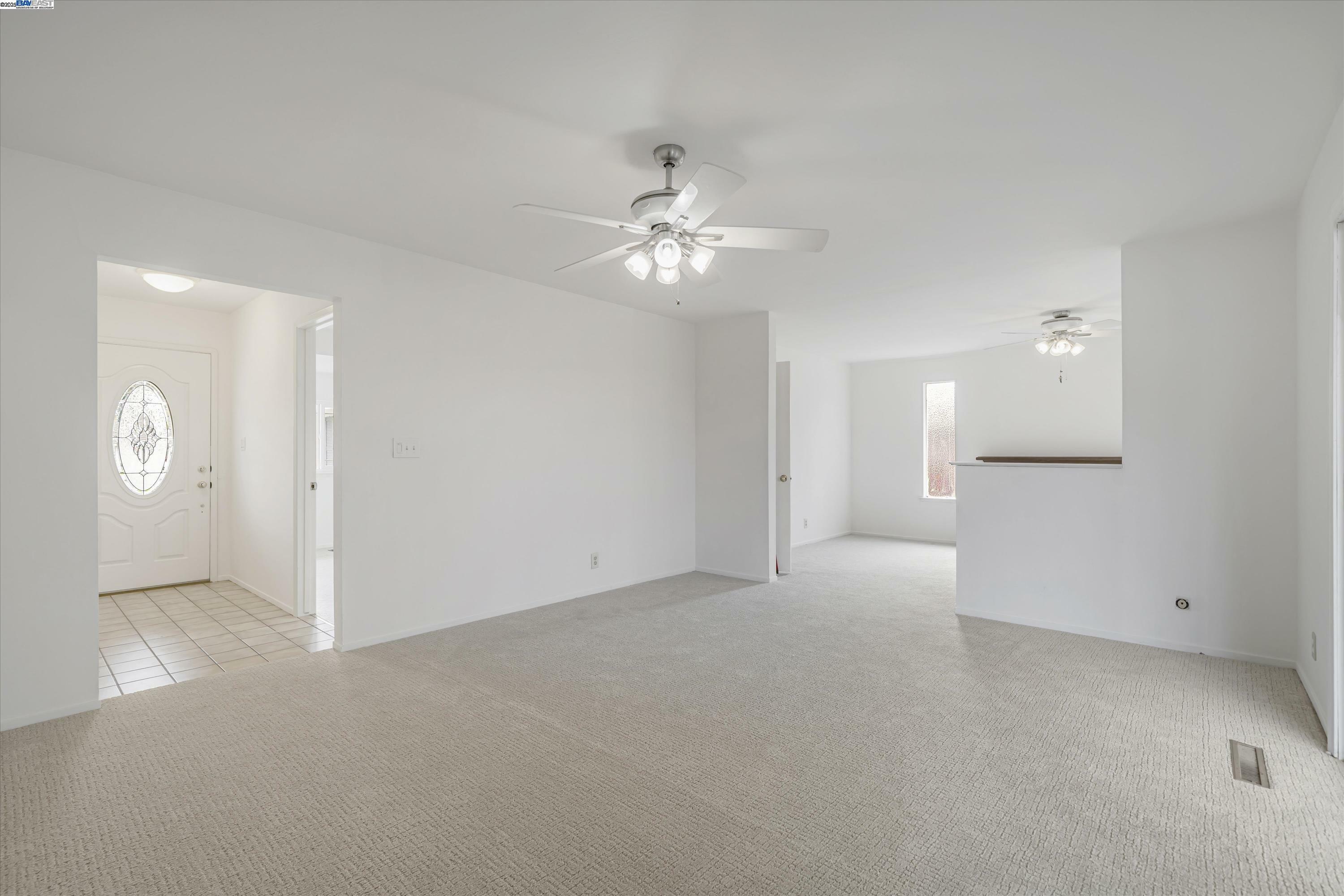 Property Photo:  5221 Paxton Ct  CA 94536 