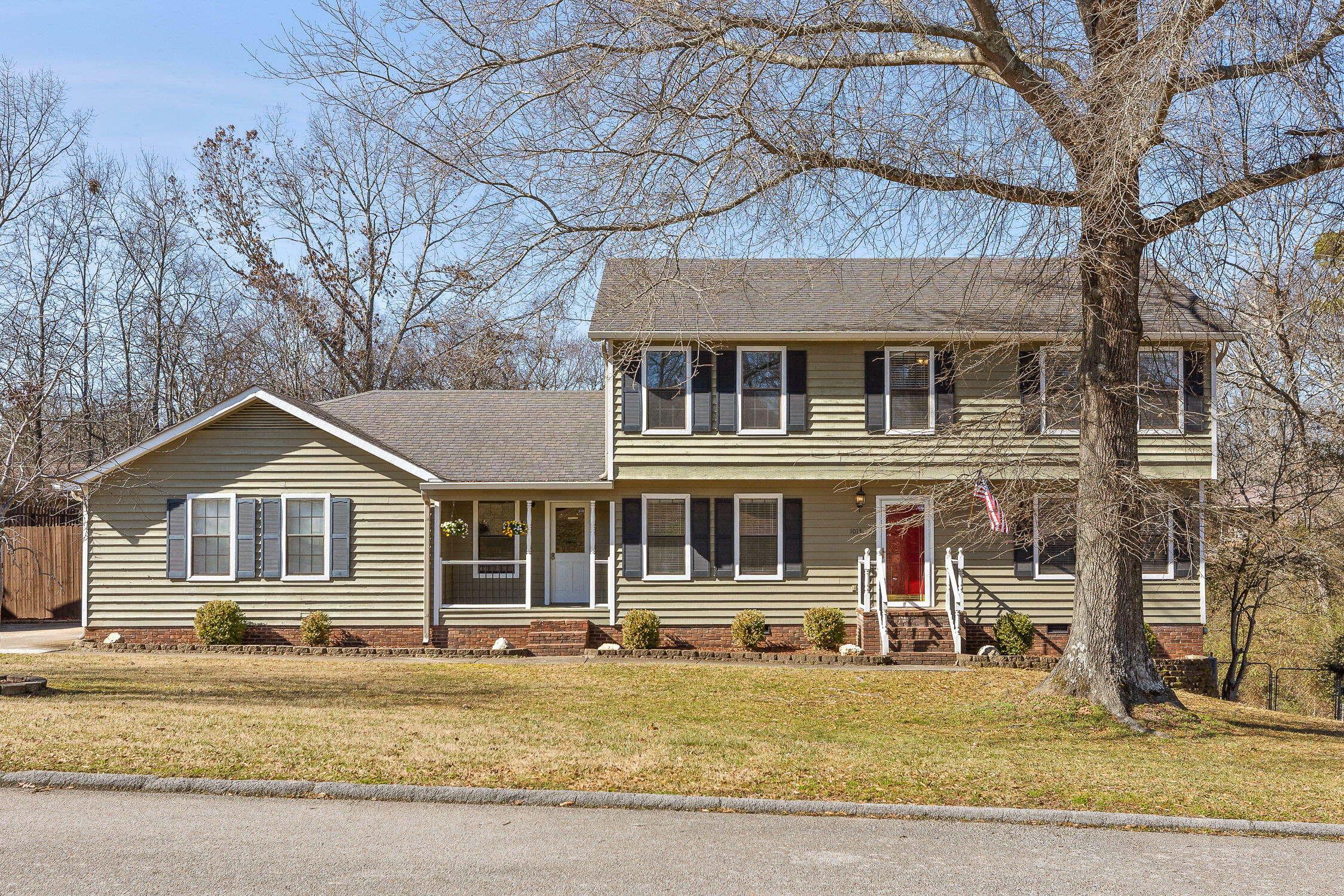 Property Photo:  1013 Wedgewood Drive  TN 37421 