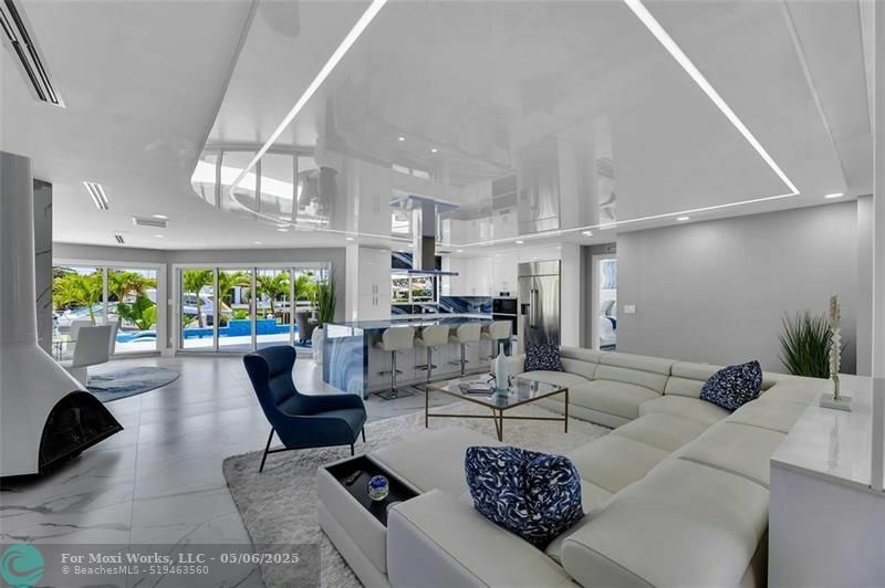 Property Photo: 2720 NE 7th Street FL 33062