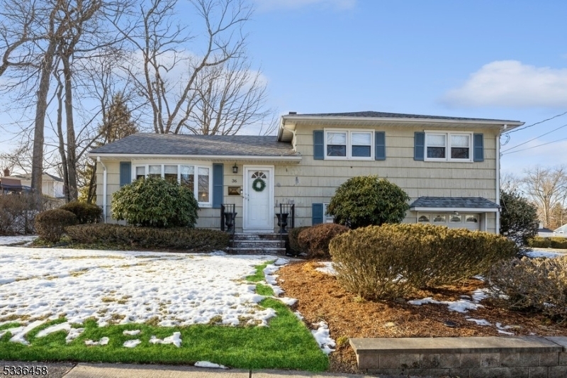 36 Hemlock St  Waldwick Boro NJ 07463 photo