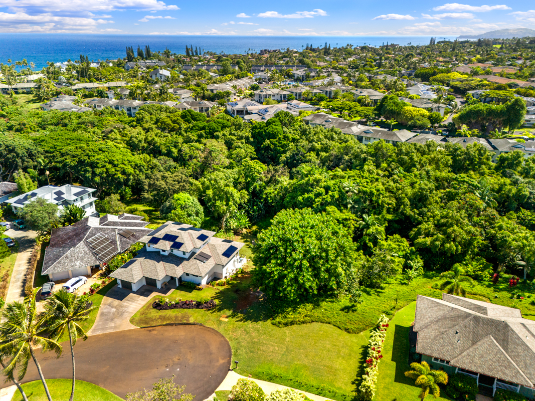 Property Photo:  Iolani Pl  HI 96722 