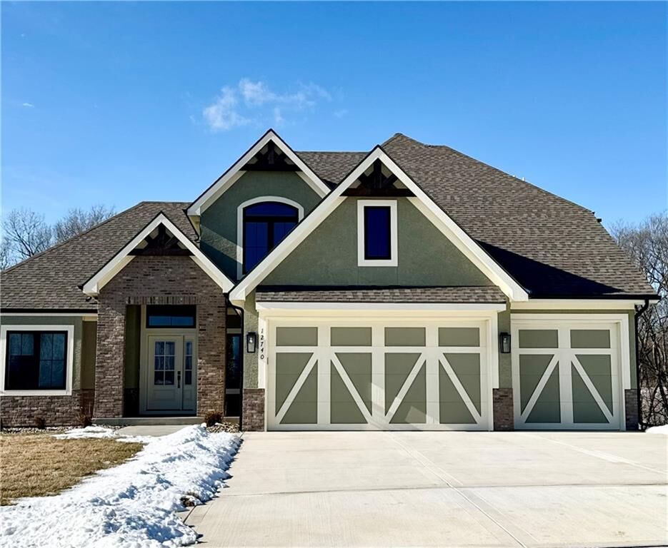 Property Photo:  13656 NW Cherry Bark Court  MO 64152 