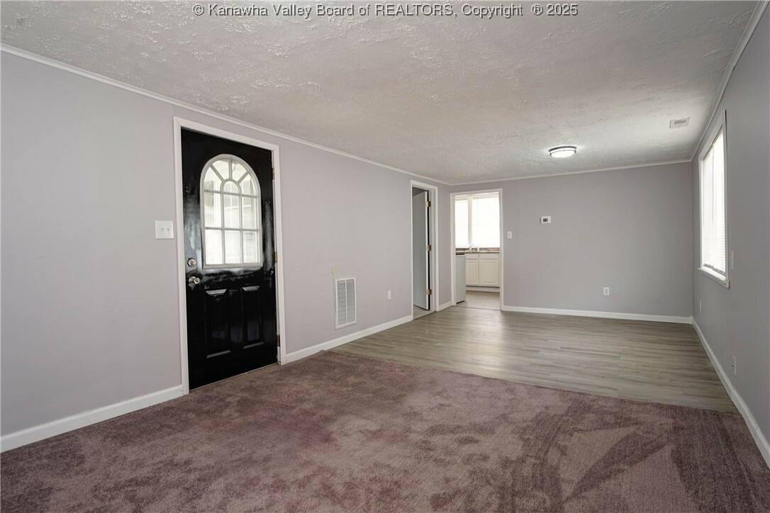 Property Photo:  206 Luke Street  WV 25110 