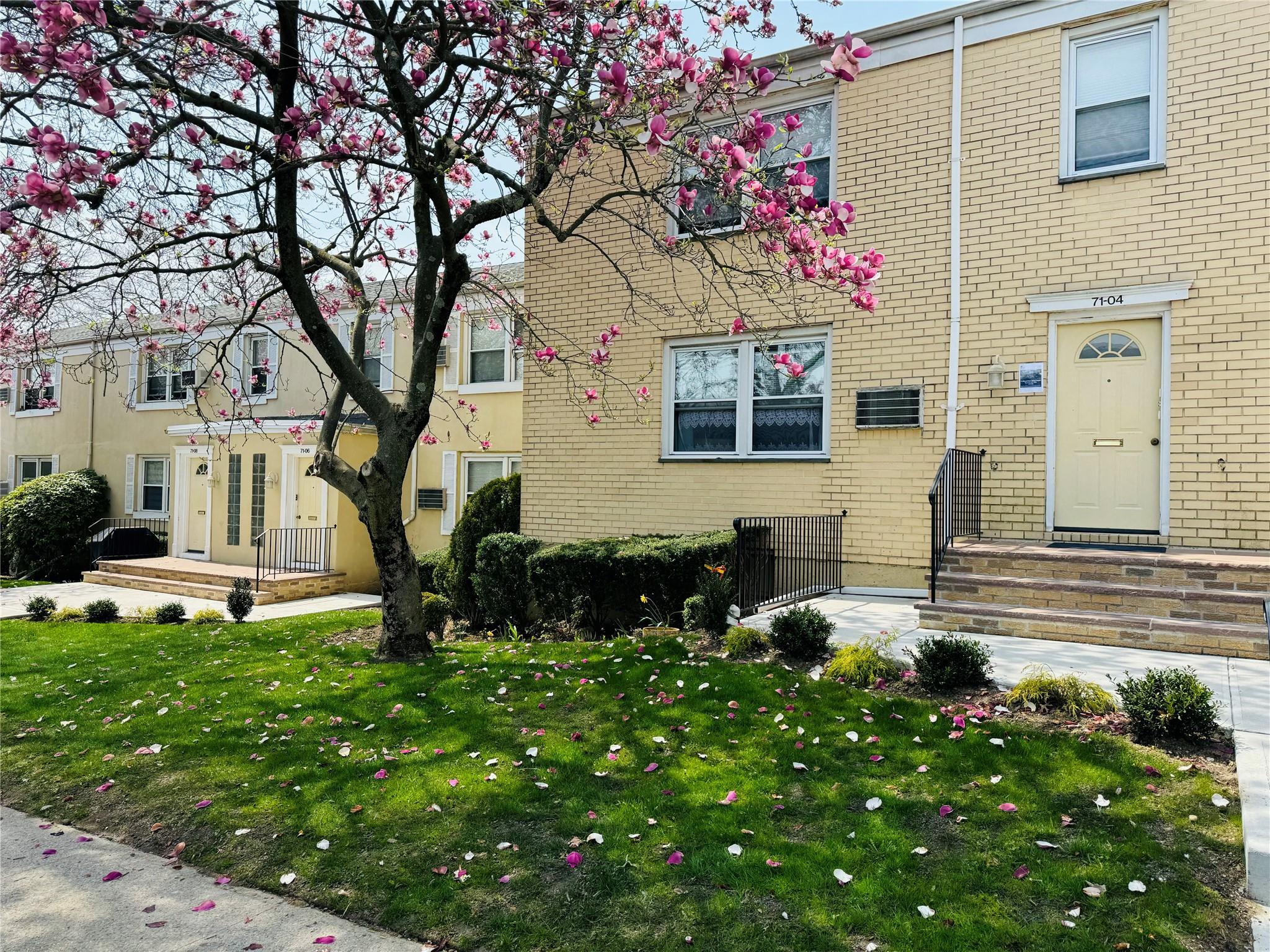 71-04 Little Neck Parkway 134A  Bellerose NY 11426 photo