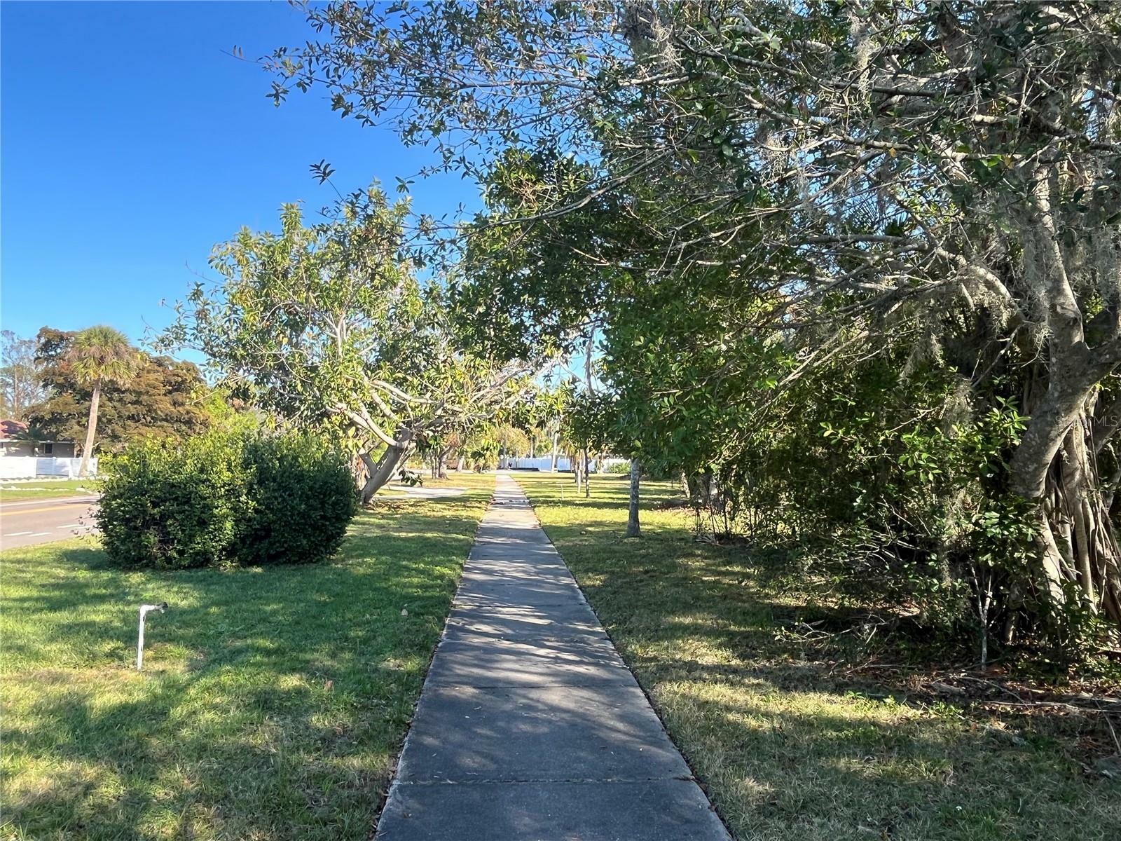 Property Photo:  2470 Ringling Boulevard  FL 34237 