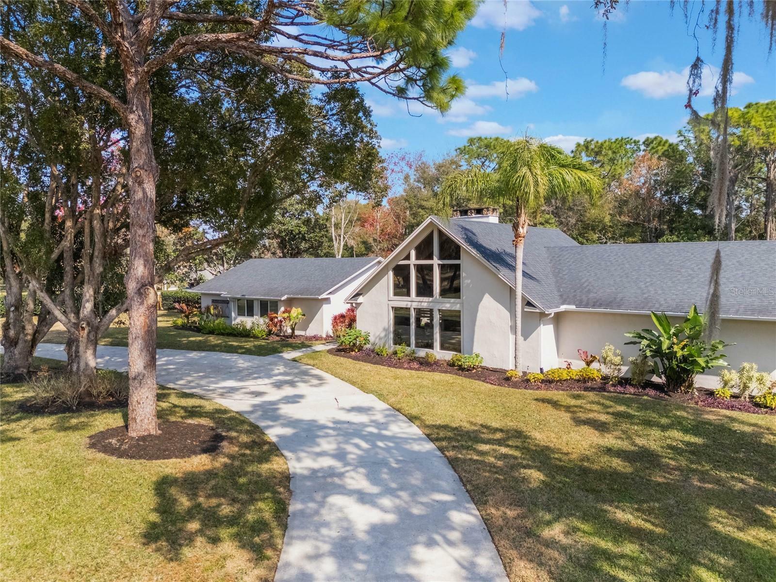 Property Photo:  601 Sweetwater Club Boulevard  FL 32779 