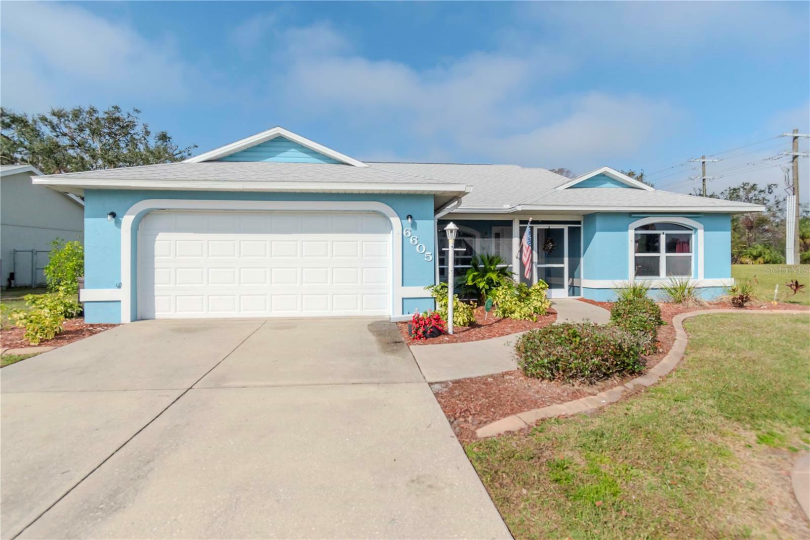 Property Photo:  6605 63rd Avenue E  FL 34221 