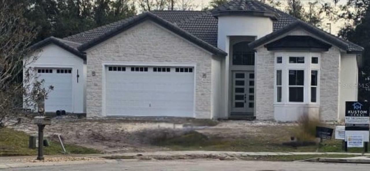 Property Photo:  101 Hallmark Court  FL 32746 