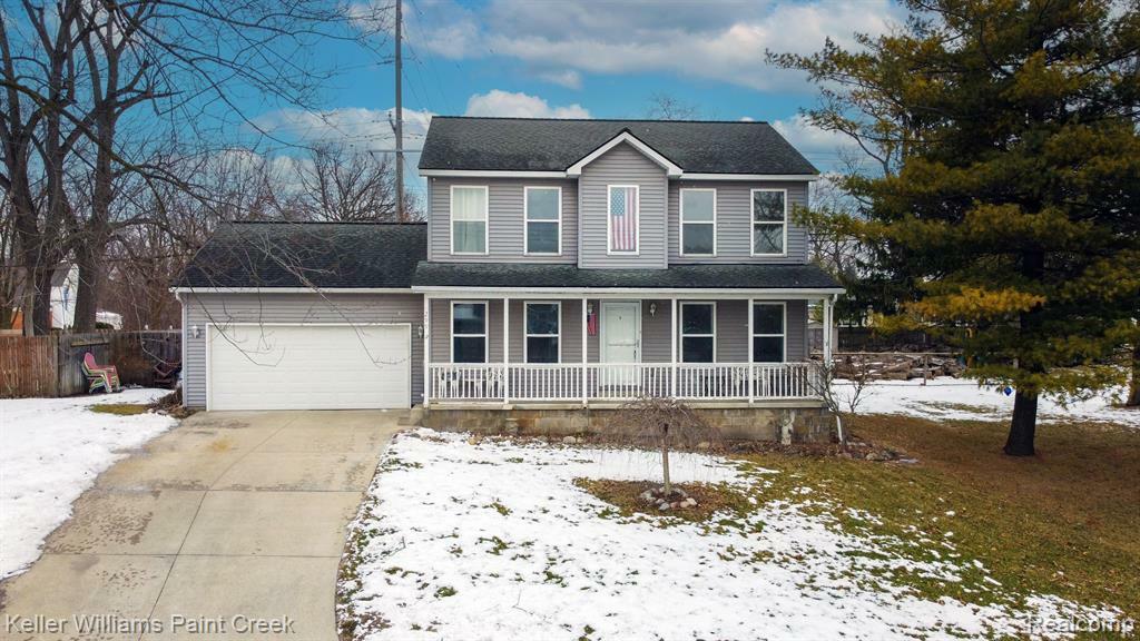 Property Photo:  2998 Barkman Drive  MI 48329 2526 