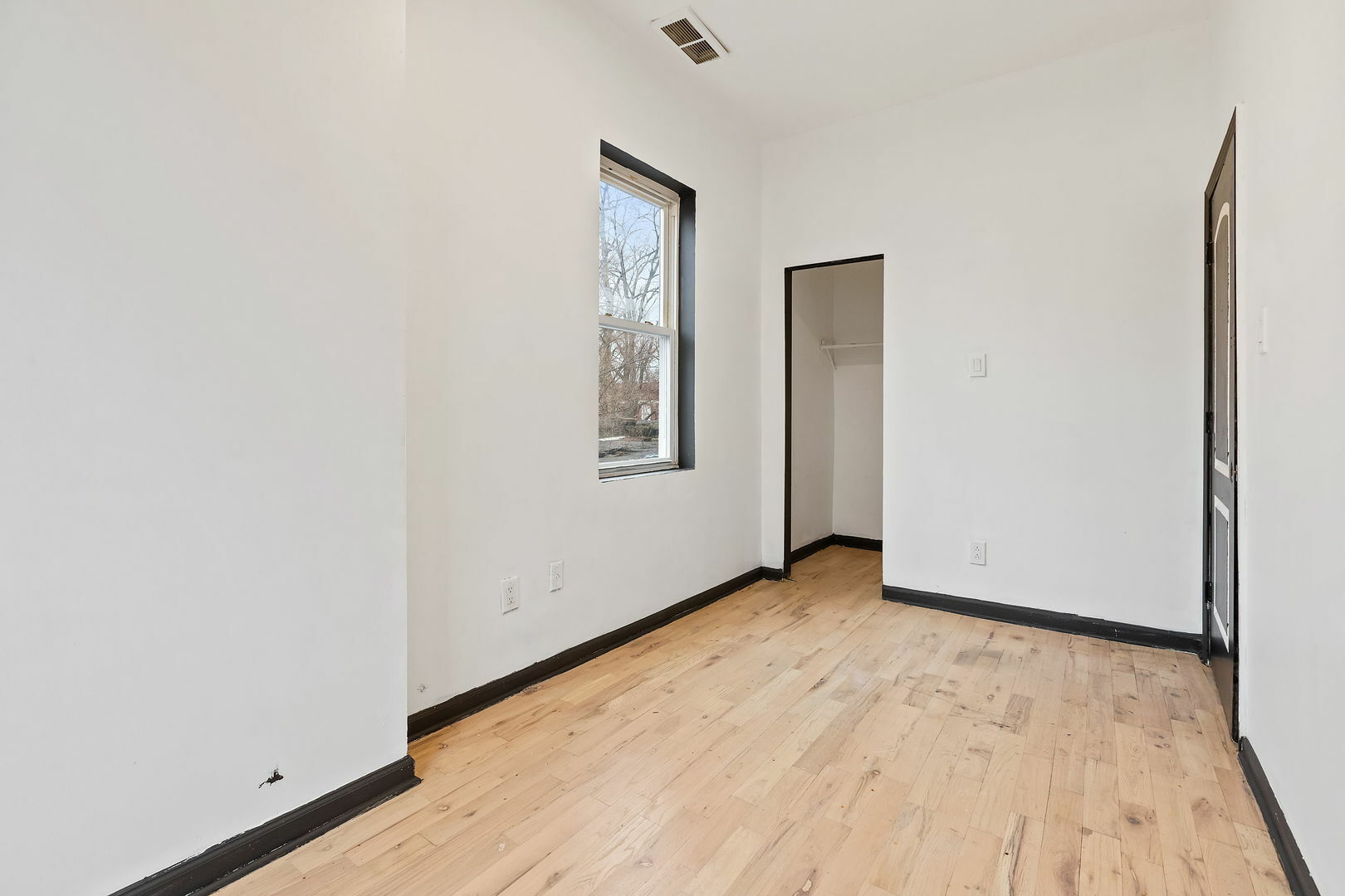 Property Photo:  6933 S Carpenter Street 2  IL 60621 