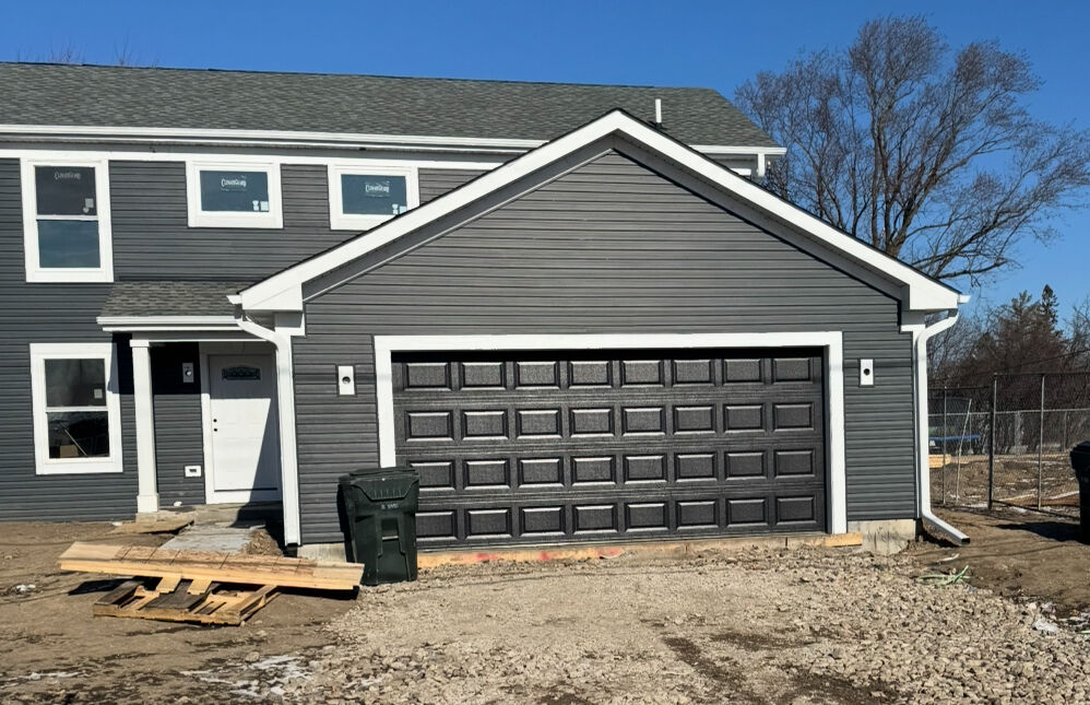 Property Photo: 2922 22nd Place IL 60064