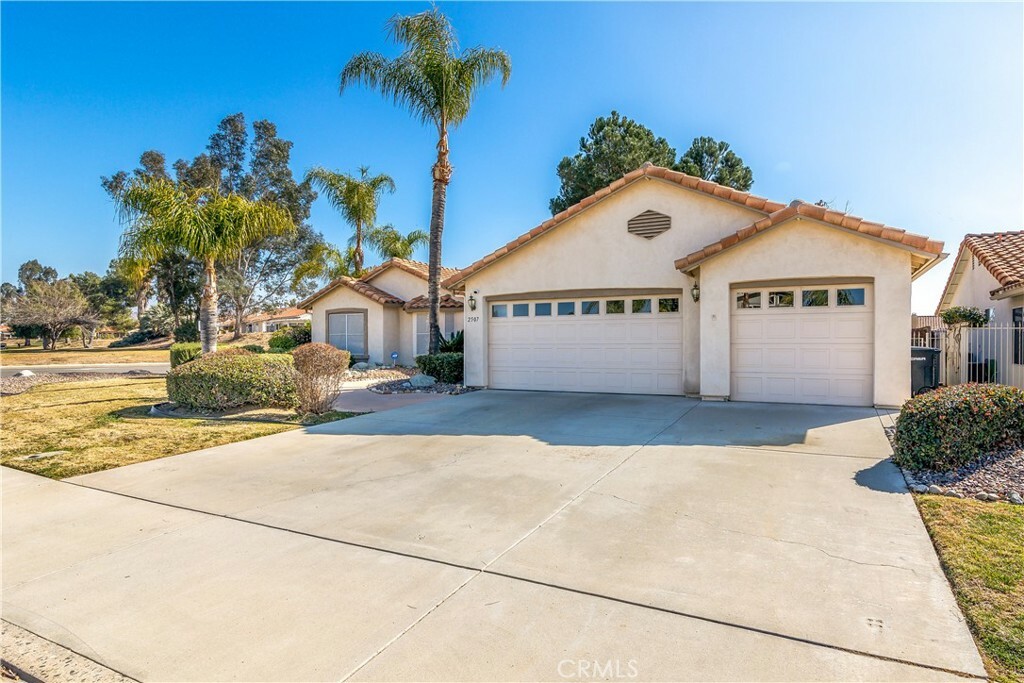 Property Photo:  2507 Peach Tree Street  CA 92545 