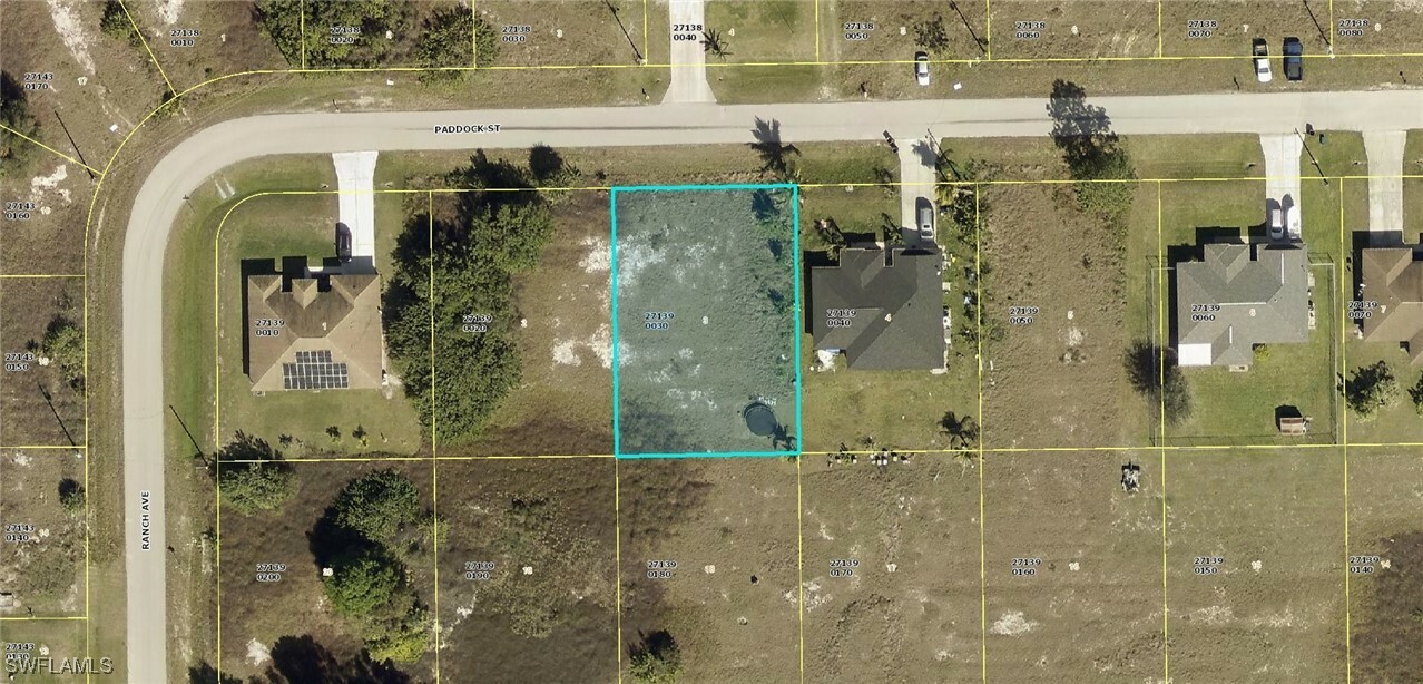 Property Photo: 464 Paddock Street FL 33974